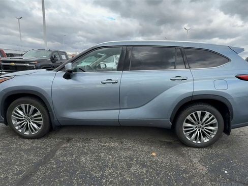 Used 2020 Toyota Highlander Platinum image 5