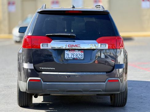 Used 2015 GMC Terrain SLT FWD image 9