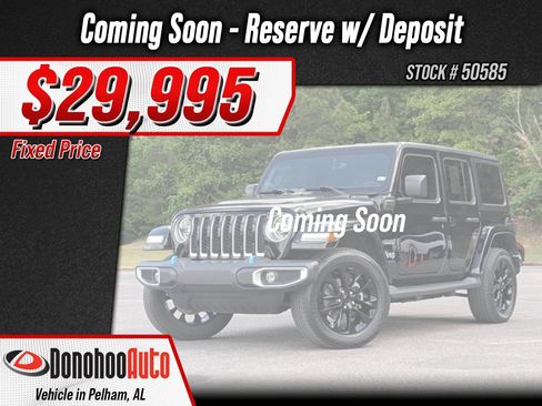 Used 2023 Jeep Wrangler Sahara w/ Cold Weather Group AWD/4WD image 1