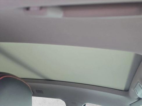 Used 2024 Volkswagen Atlas Peak Edition SE image 24