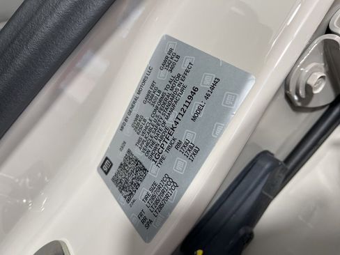 New 2026 Chevrolet Colorado ZR2 w/ Technology Package image 23