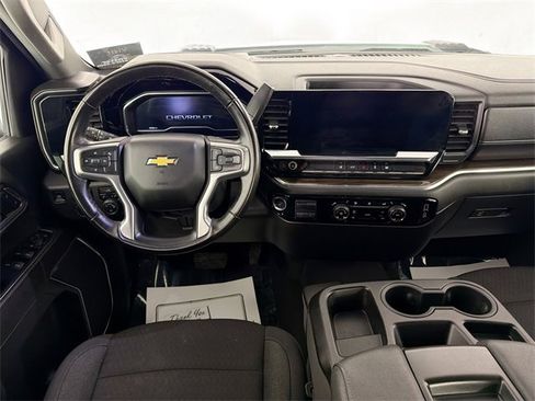 Used 2024 Chevrolet Silverado 2500 LT image 22
