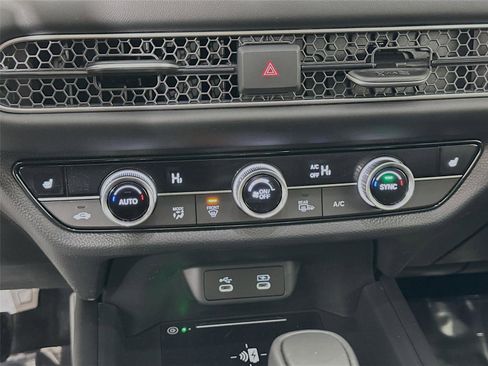 New 2026 Honda HR-V EX-L image 16