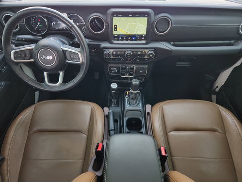 Used 2023 Jeep Wrangler Unlimited Sahara w/ Cold Weather Group AWD/4WD image 28