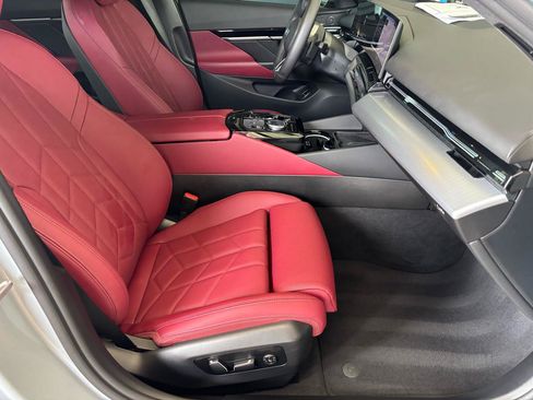 Used 2026 BMW 530i w/ M Sport Package RWD image 18