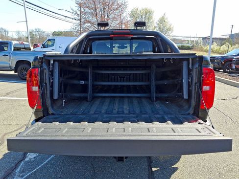 Used 2022 Chevrolet Colorado Z71 w/ Z71 Midnight Edition AWD/4WD image 29
