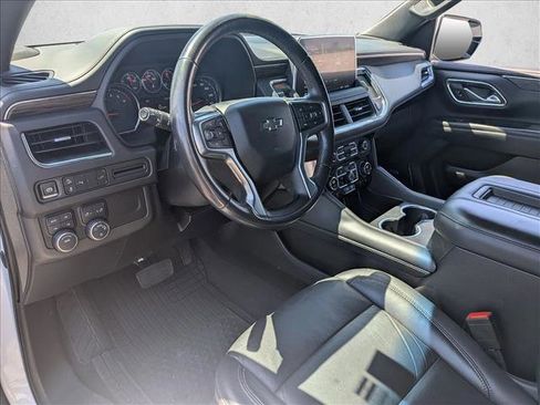 Used 2021 Chevrolet Suburban Z71 AWD/4WD image 9