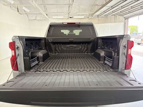 Certified 2024 Chevrolet Silverado 1500 LT AWD/4WD image 15