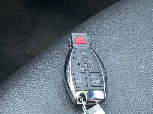 Used 2018 Mercedes-Benz CLA 250 4MATIC image 32