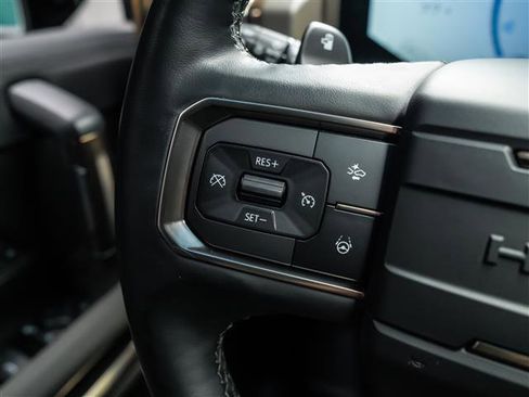 Used 2024 GMC Hummer EV 2X image 19