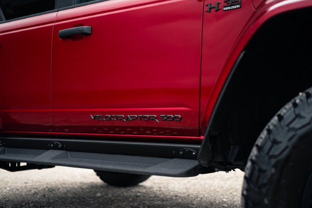 New 2026 Ford Bronco Raptor w/ Interior Carbon Fiber Pack AWD/4WD image 5
