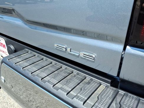 New 2026 GMC Sierra 2500 SLE w/ SLE Value Package; AWD/4WD image 11