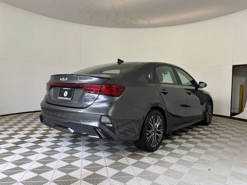 Used 2022 Kia Forte GT-Line w/ GT-Line Technology Package FWD image 7