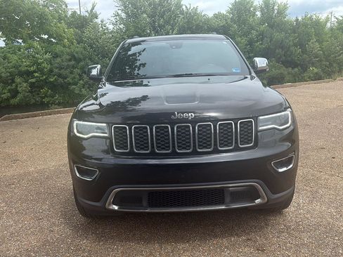 Used 2018 Jeep Grand Cherokee Limited w/ Luxury Group II AWD/4WD image 13