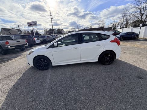 Used 2013 Ford Focus ST image 19