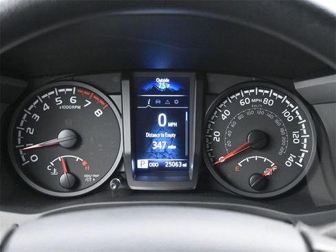 Used 2023 Toyota Tacoma SR image 8