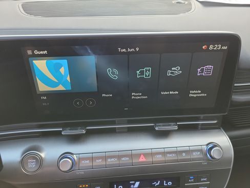 Used 2025 Hyundai Kona SEL FWD image 15