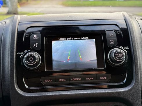 Used 2018 RAM ProMaster 2500 w/ Mopar Trailer Tow Group image 20