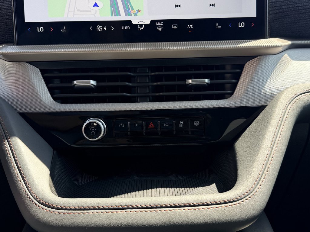 New 2026 Ford Explorer Active RWD image 22