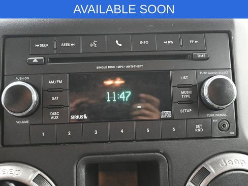 Used 2017 Jeep Wrangler Unlimited Sport w/ Connectivity Group AWD/4WD image 17