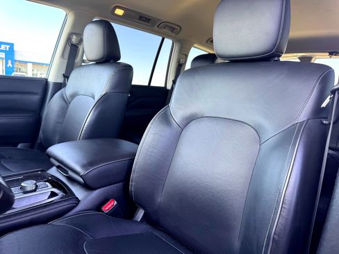 Used 2024 INFINITI QX80 Luxe image 13