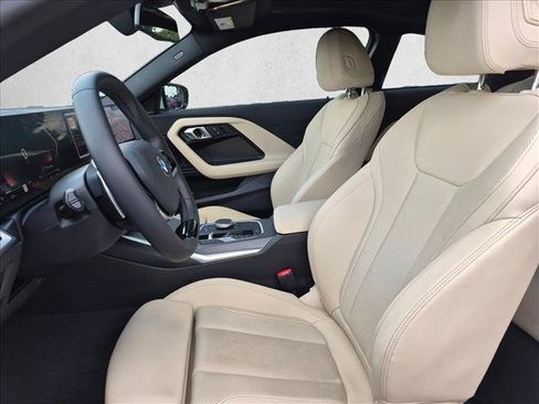 Used 2025 BMW 230i Coupe w/ Convenience Package RWD image 11