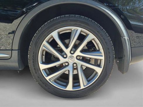 Used 2017 INFINITI QX50 2WD w/ Deluxe Touring Package image 16