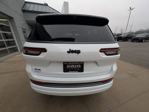New 2026 Jeep Grand Cherokee L Limited AWD/4WD image 11