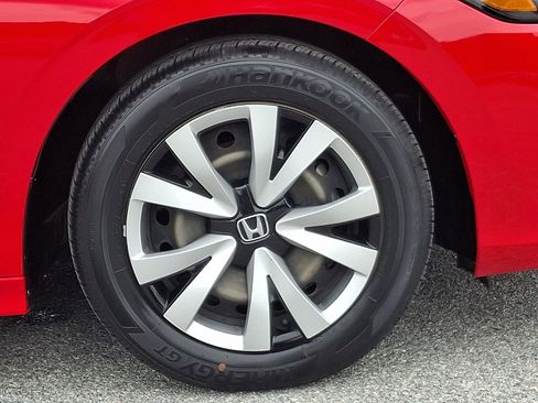 Used 2023 Honda Civic LX image 8