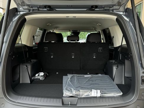 New 2025 Hyundai Santa Fe SE image 10