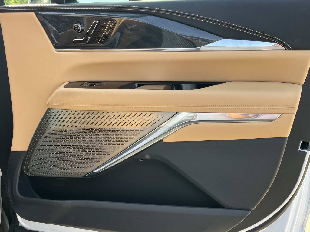 Certified 2026 Cadillac Escalade IQ Sport 2 AWD/4WD image 29