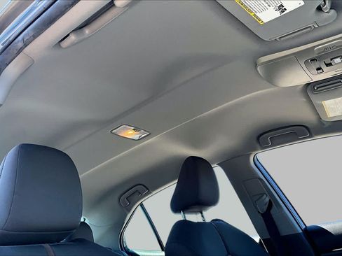 Used 2019 Toyota Camry LE FWD image 13