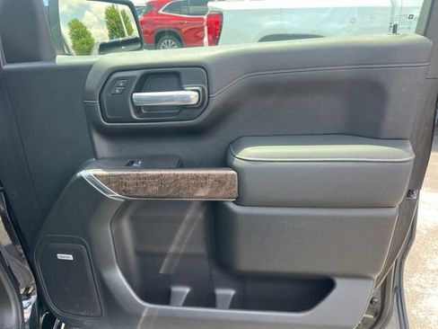 Used 2021 GMC Sierra 1500 Denali w/ Denali Ultimate Package AWD/4WD image 10