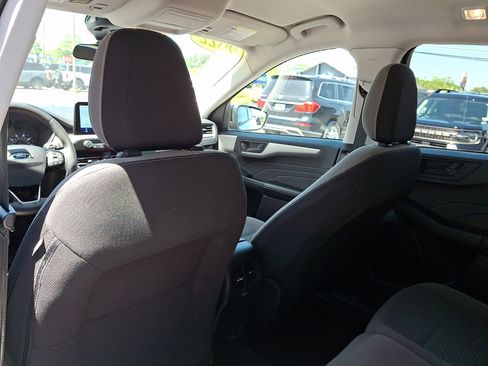 Certified 2022 Ford Escape SE w/ SE Sport Appearance Package FWD image 12