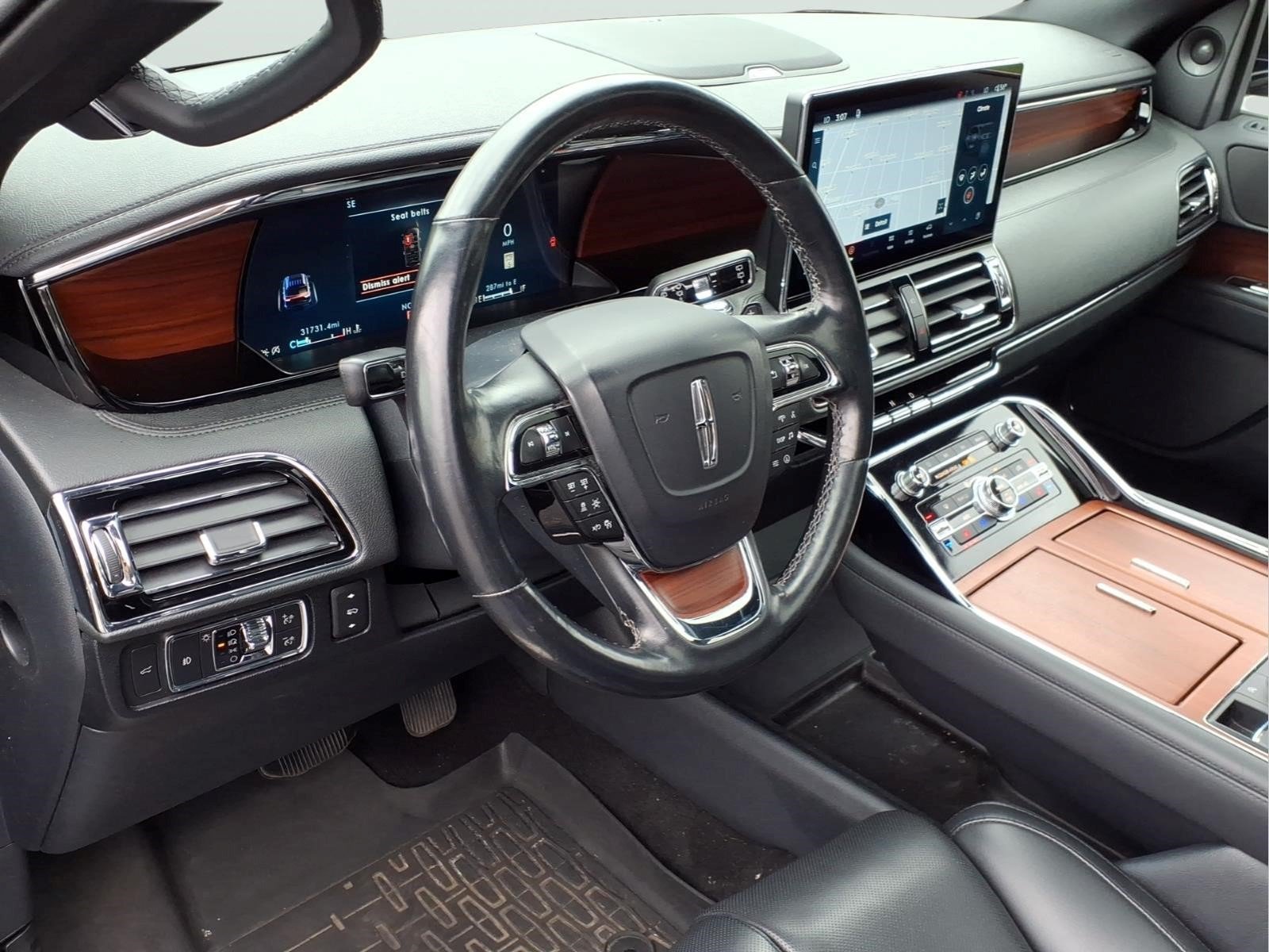 Used 2022 Lincoln Navigator 4WD image 18