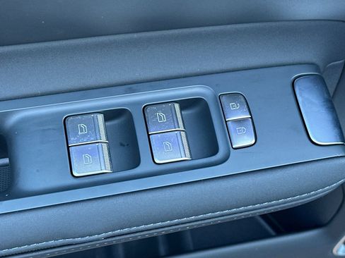 New 2026 Polestar Polestar 4 image 15