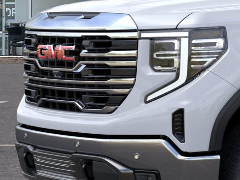 New 2026 GMC Sierra 1500 SLT w/ SLT Convenience Package image 13