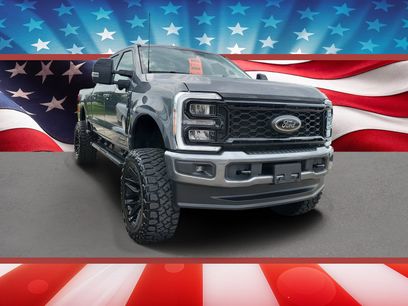 Used 2025 Ford F250 Lariat w/ Black Appearance Package