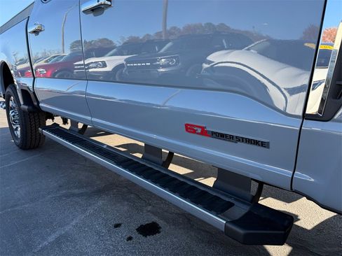 New 2026 Ford F350 Lariat w/ Lariat Premium Package image 20
