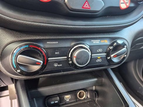 Used 2024 Kia Soul LX w/ Option Group 015 image 16