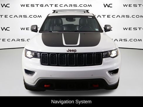Used 2021 Jeep Grand Cherokee Trailhawk w/ Trailhawk Luxury Group AWD/4WD image 2