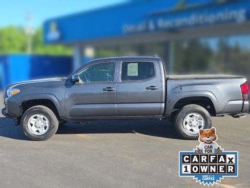 Used 2023 Toyota Tacoma SR AWD/4WD image 2