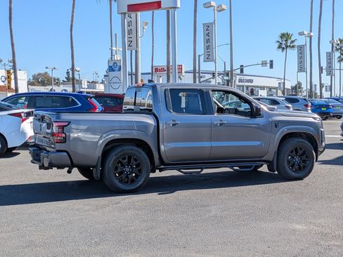 Used 2026 Nissan Frontier SV w/ Tow Package image 6