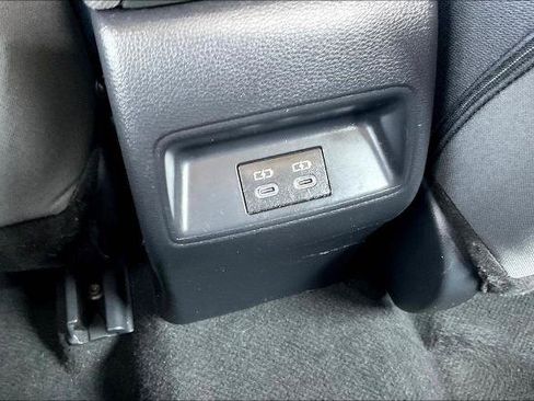 Used 2024 Toyota Corolla LE FWD image 10