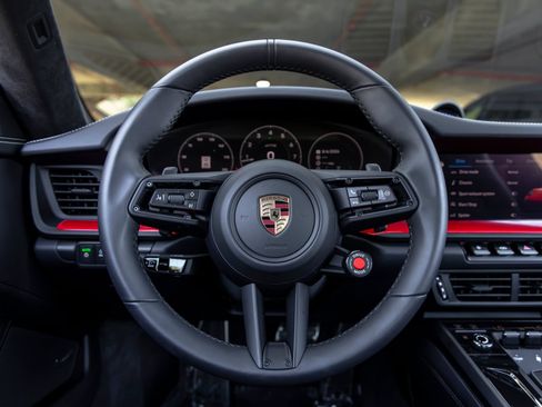 Certified 2026 Porsche 911 Carrera GTS RWD image 30