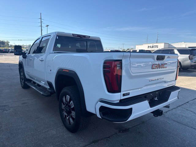 Used 2025 GMC Sierra 2500 Denali w/ Technology Package AWD/4WD image 3