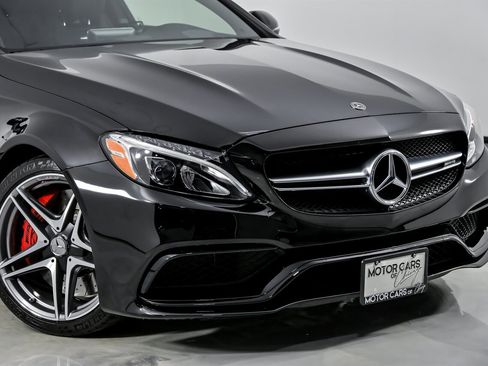 Used 2018 Mercedes-Benz C 63 AMG S image 3