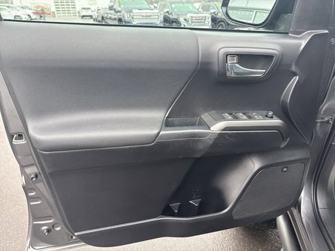 Used 2020 Toyota Tacoma TRD Pro image 16