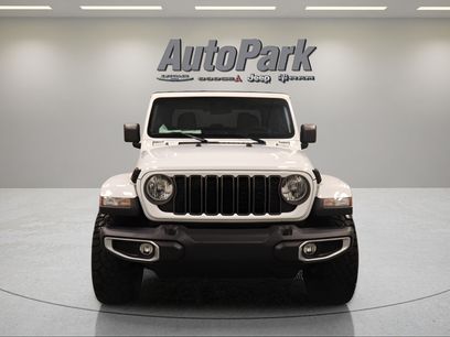 New 2025 Jeep Gladiator Sport