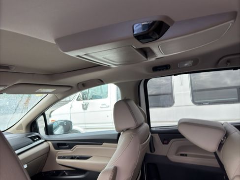 Used 2019 Honda Odyssey EX-L image 4